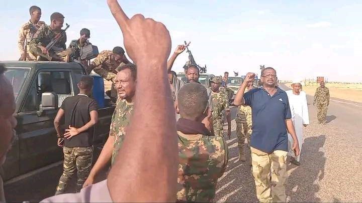 التحمت قوات وادي سيدنا وقوات الكدرو، امام جسر الحلفايا بالخرطوم بحري، اليوم السبت جراء المعارك التي تشهدها المنطقة منذ ثلاثة أيام.