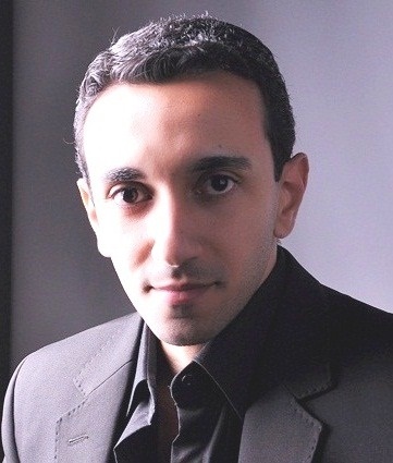 الفرحة تغمر قلوبنا لأي دولة عربية تحقق أي انجاز من أي نوع خاصة لو كانت تلك الدولة كالحبيبة سوريا، ولكن العقل يطرح أسئلة لا يجب تجاوزها ابدا، وفي تلك النقطة الاختلاف بيننا وبين الفئة التي أعمت أعينها ايدولوجيتها، وذهبت ترى الأمور حسب أهوائها.