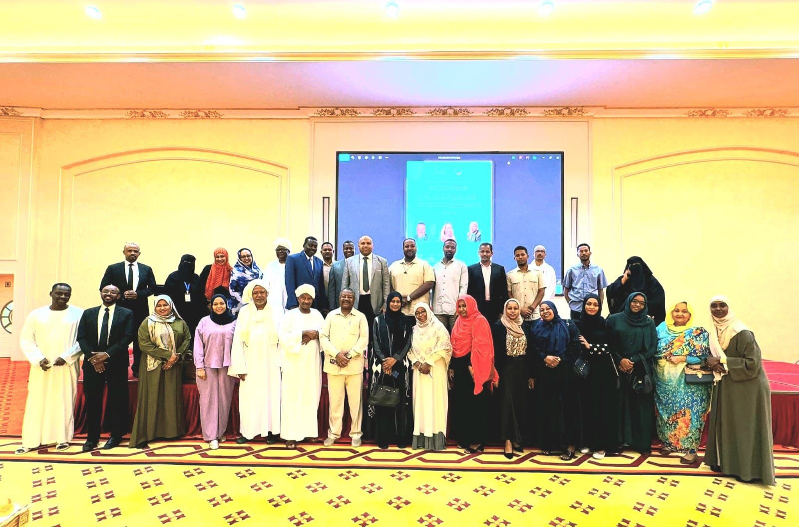 سلطت رابطة الاختصاصيين النفسيين السودانيين بدولة قطر الضوء على أهمية تعزيز بيئات العمل الداعمة للصحة النفسية .