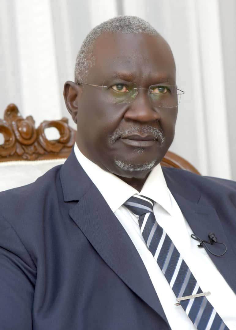 قال نائب رئيس مجلس السيادة، مالك عقار، إن الحرب في السودان على وشك النهاية، موضحاً بصراحة: «بلغة الكلاش، الحرب على وشك النهاية