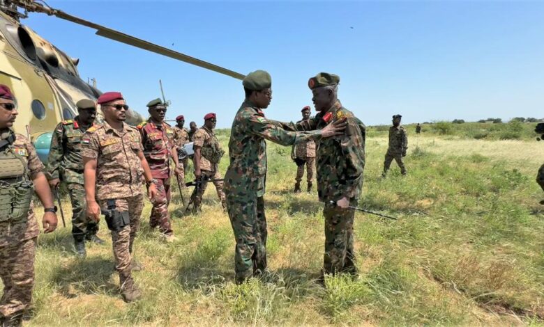   شنت القوات المسلحة السودانية في عملية عسكرية واسعة النطاق، صباح اليوم الجمعة، هجوماً كبيراً انطلاقاً من محور الفاو شرقي السودان، بهدف التقدم نحو مدينة ود مدني. 