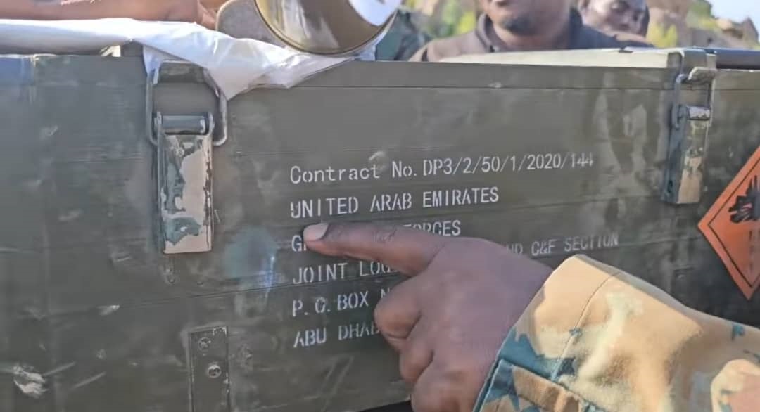 – أعلن الجيش السوداني، الخميس،عثوره على أدلة جديدة في “جبل موية” بولاية سنار جنوب شرق السودان، تثبت تورط دولة الإمارات العربية المتحدة في توفير الإسناد العسكري لقوات الدعم السريع.