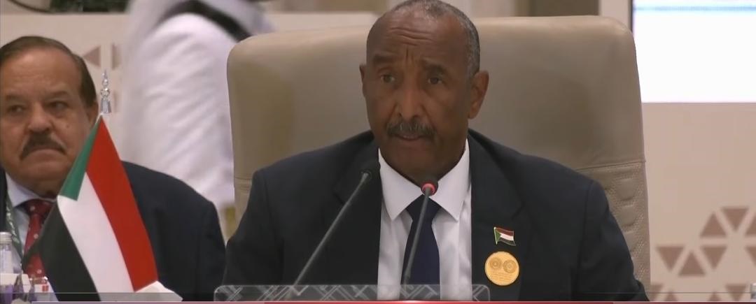 أكد رئيس مجلس السيادة الإنتقالي الفريق أول ركن عبدالفتاح البرهان تضامن حكومة وشعب السودان مع الشعب الفلسطيني، محييا صموده ونضاله العادل والمشروع لإقامة دولته المستقلة وعاصمتها القدس الشريف.