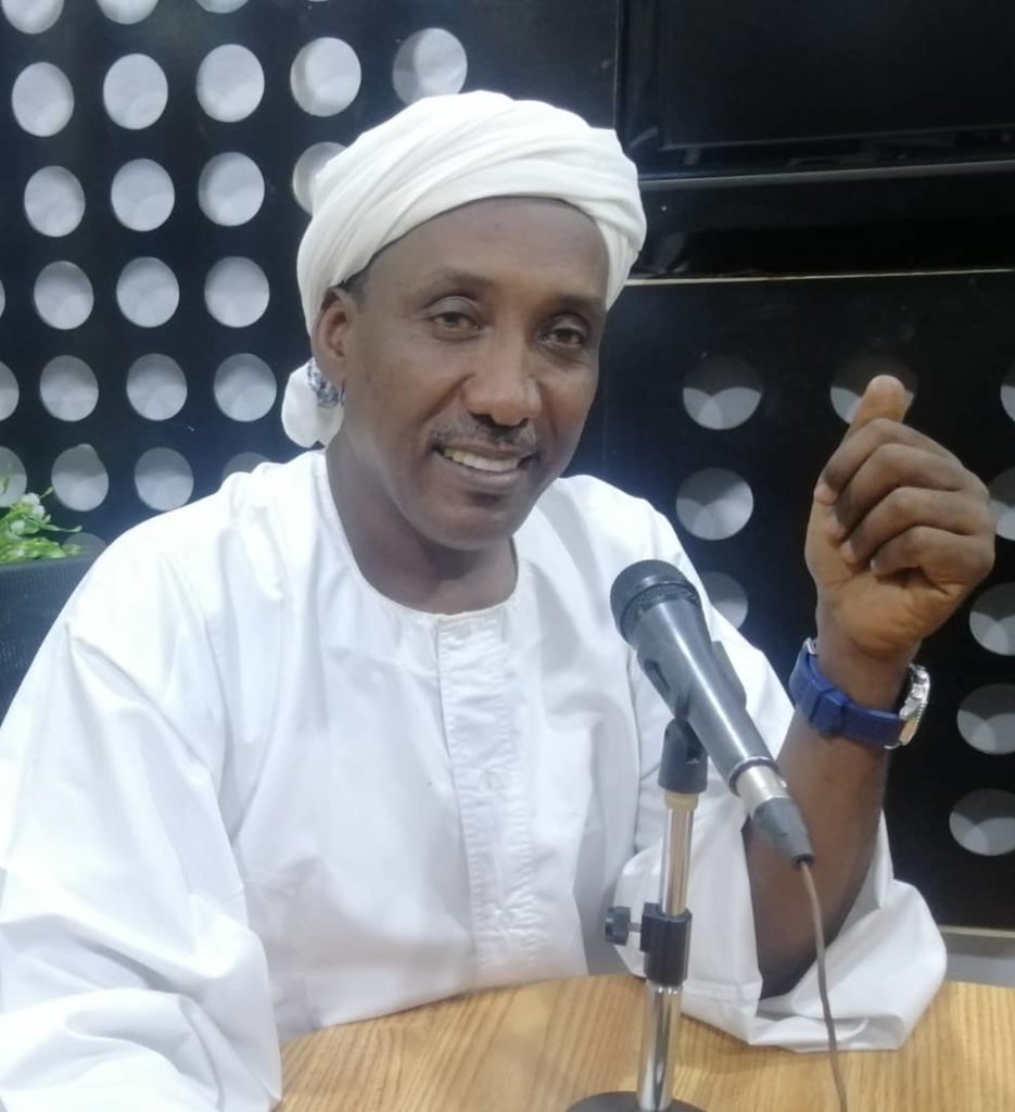 أطلقت قوات الدعم السريع سراح المعز عباس، رئيس اتحاد ألعاب القوى السوداني وعضو اللجنة الأولمبية السودانية، بعد اعتقال دام ستة أشهر منذ يونيو 2024.