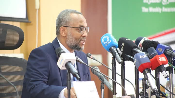 كشف وزير الصحة السوداني الدكتور هيثم محمد إبراهيم، عن تسجيل 12 ألف وفاة وردت إلى المستشفيات أثناء فترة الحرب وتسجيل 33 ألف حالات إصابات خطرة ضمن 150 ألف حالة وفاة بالبلاد فيما بلغت حالات الاغتصاب التي وصلت للمستشفيات ٣٠٦ حالة وهناك العديد من الحالات لم يبلغ عنها. 