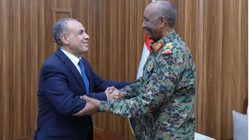 كشفت مصادر دبلوماسية سودانية لـ"الشرق" أن وزير الخارجية المصري سيزور مدينة بورتسودان اليوم الثلاثاء   في زيارة رسمية يلتقي خلالها رئيس مجلس السيادة الفريق أول عبد الفتاح البرهان