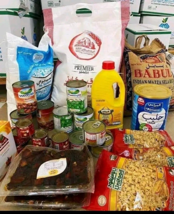 كشف هذا التحقيق عن فساد كبير في إدارة ملف الإغاثة في السودان أدى الى بيع الجزء الاكبر منها  فضلا عن المحسوبية والانحيازات العنصرية في توزيع ما تم توزيعه مجانا، وتوصل التحقيق الى ان هناك شبكات متعاونة في تسويق المساعدات الانسانية تبدأ من الجهات الحكومية مرورا بوسطاء وصولا الى عناصر من الجيش ومن الدعم السريع تنسق مع بعضها البعض لتسهيل عبور “شاحنات الإغاثة” من والى مناطق سيطرة الطرفين.