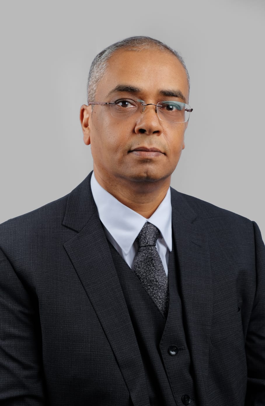 في أمسيةٍ علميةٍ أنيقةٍ غمرتها الألفة والاعتزاز، احتفى منتدى الدوحة للغدد الصمّاء بمرور عشرة أعوامٍ على تأسيسه، ذلك المنتدى الذي أطلقه الدكتور طارق عبد الكريم الهد – استشاري أول الغدد الصماء في مؤسسة حمد الطبية بمستشفى الوكرة