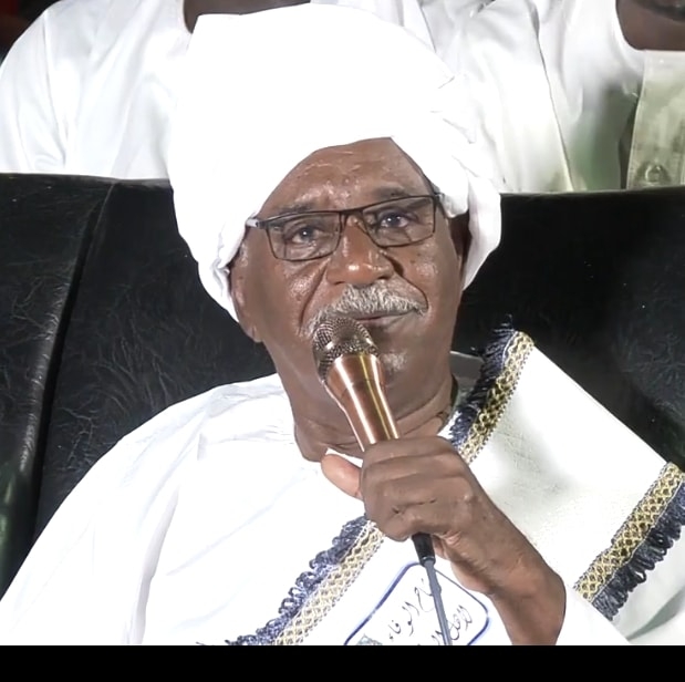 غيب الموت الأربعاء الفنان السوداني المعروف صديق أحمد بمستشفى كريمة بعد معاناة مع المرض، بعدما أثرى الساحة الفنية بأعمال مميزة في فن الطمبور على مدى عقود، تاركًا إرثًا فنيًا غنيًا يزين المكتبة السودانية.