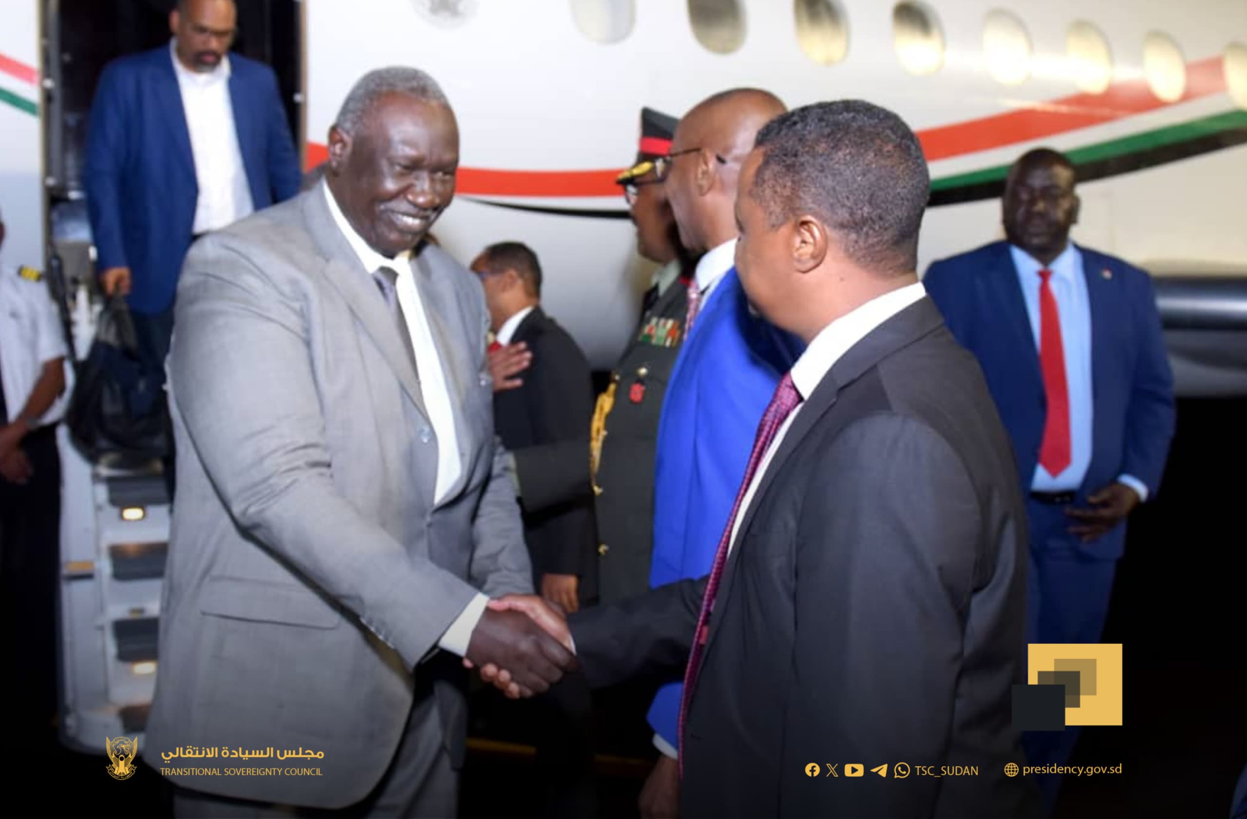 وصل نائب رئيس مجلس السيادة الانتقالي القائد مالك عقار إير ليل الاربعاء إلى العاصمة الرواندية كيغالي في إطار جولته الأفريقية