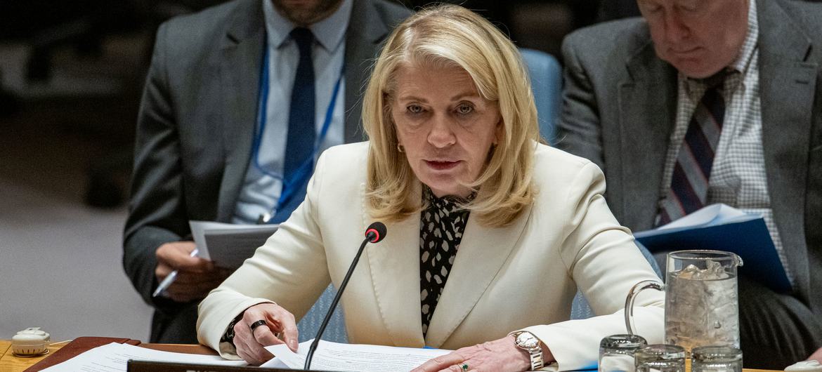 قالت المديرة التنفيذية لليونيسف كاثرين راسل إن أطفال السودان يكابدون "معاناة لا تُصدق وعنفا مروعا" - بما في ذلك الاغتصاب والعنف الجنسي والمجاعة وسوء التغذية وغير ذلك من الانتهاكات لحقوقهم الأساسية –