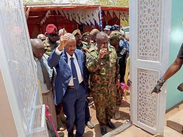 أعلن مولانا الفاتح محمد طيفور النائب العام عودة 98% من النيابات للعمل في  السودان.