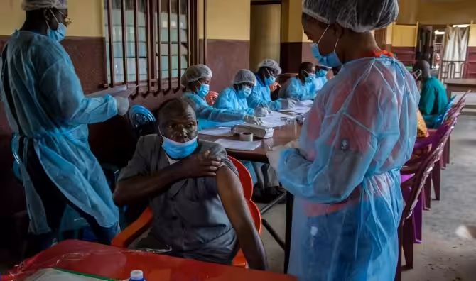 كشفت وزيرة الصحة بولاية نهر النيل، د. ماجدة عبدالله، عن عزل حالات إصابة بوباء الكوليرا قادمة من ولاية الخرطوم، وأكدت نقلها إلى مراكز متخصصة.