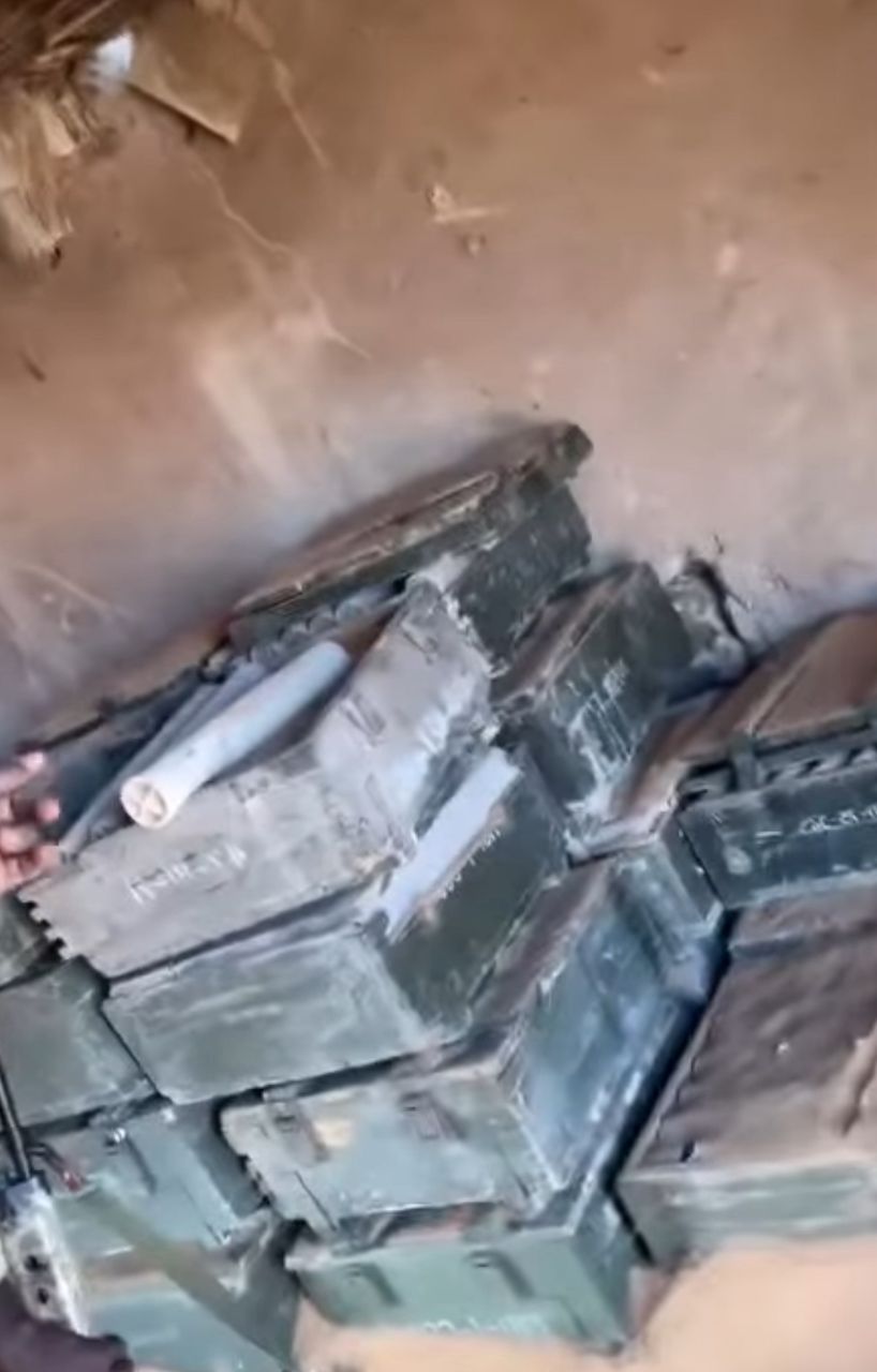 أعلنت القوة المشتركة لحركات الكفاح المسلح، يوم الأحد، عن سيطرتها الكاملة على منطقة العطرون الاستراتيجية في صحراء شمال دارفور، وذلك بعد عملية عسكرية منسقة نُفذت بالتعاون مع القوات المسلحة السودانية، ضد   "مليشيات الدعم السريع