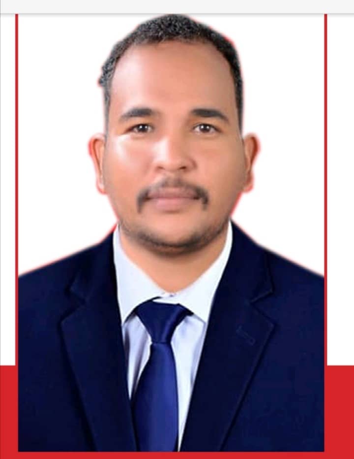 وحدها الحالة الإنسانية التي يعاني منها أحد المرضى جعلتني لأكون وسيطا بينه وبين السيد أحمد يوسف عباس بيومي القنصل العام لجمھورية مصر العربية بولايات البحر الأحمر وكسلا و القضارف و نھر النيل.