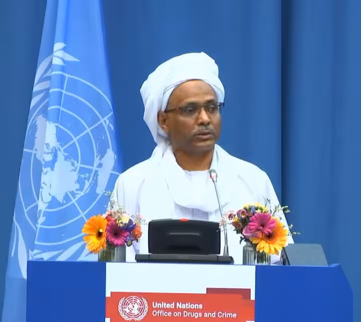 شدّد السودان على عدم أهلية دولة الإمارات العربية المتحدة لاستضافة الدورة المقبلة من مؤتمر الأمم المتحدة لمنع الجريمة والعدالة الجنائية، المقرّر عقدها في أبريل 2026، بسبب دعمها المستمر لمليشيا الدعم السريع التي ارتكبت فظائع بحق المدنيين في السودان.