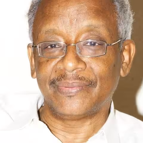 الحكاية التالية مصدرها صحيفة شمس السعودية، وتتعلق برجل لجأ إلى المحكمة في العاصمة الرياض طالبًا تثبيت حجة ك طلاقه من زوجته، لأنه – حسب أقواله – عاد إلى البيت ووجدها في خلوة غير شرعية مع عدة "رجال" غرباء.