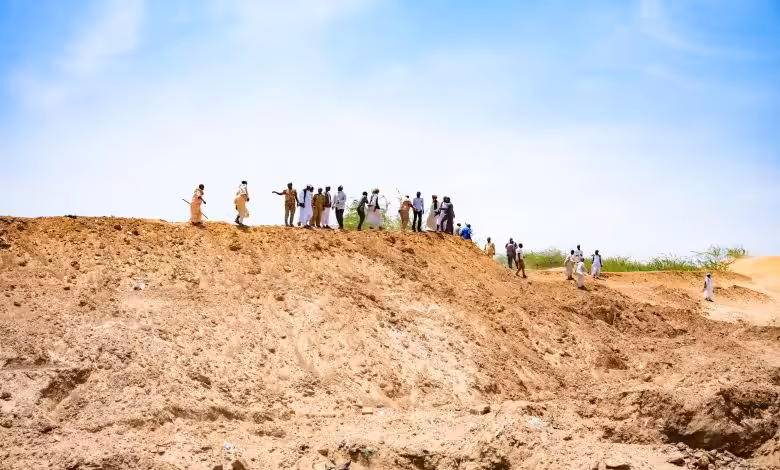 شهد إقليم دارفور غربي السودان،   كارثة طبيعية مروعة بعد انزلاق أرضي ضخم دمر قرية "ترسين" بالكامل، وأسفر عن وفاة أكثر من ألف شخص وإصابة المئات.