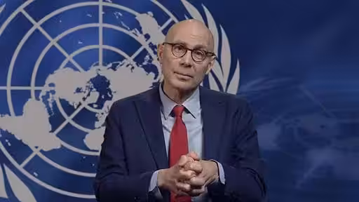 أطلق المفوض السامي لحقوق الإنسان بالأمم المتحدة، فولكر تورك، تحذيرًا شديد اللهجة بشأن تصاعد العنف في إقليم كردفان، بعد أيام من المجازر الدامية التي شهدتها مدينة الفاشر بولاية شمال دارفور.