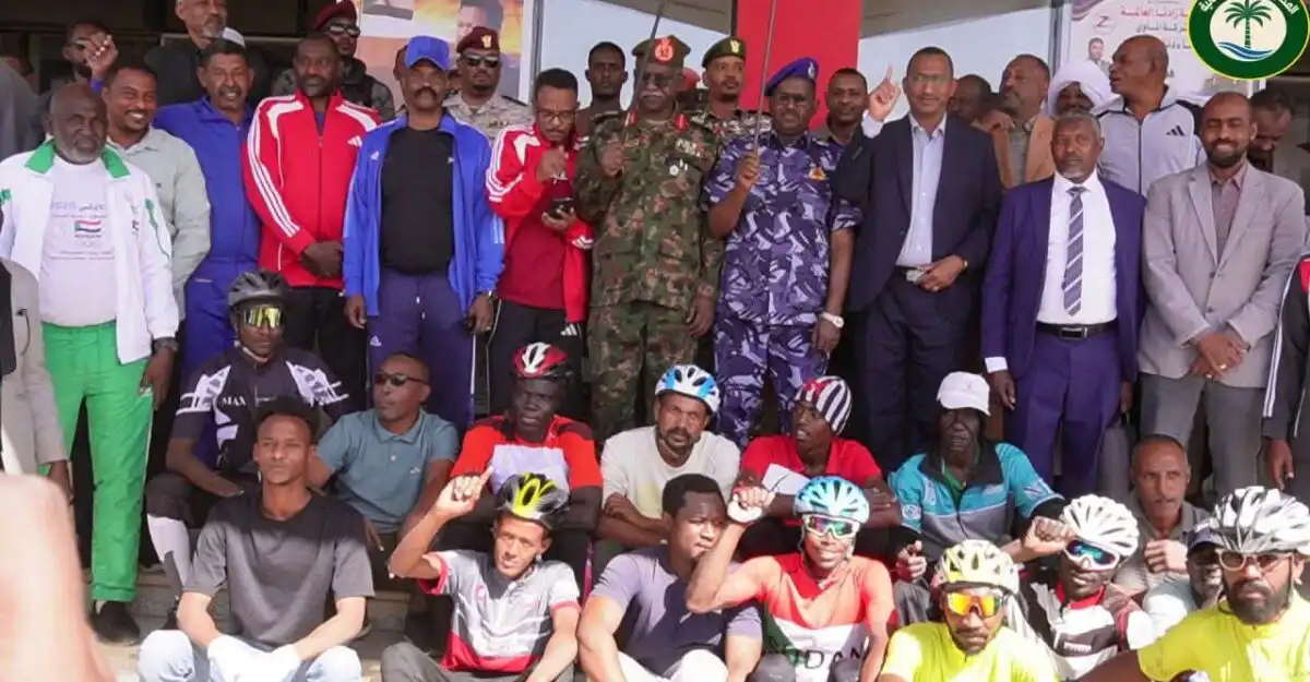 دشّن والي الولاية الشمالية في السودان، الفريق ركن عبد الرحمن عبد الحميد، الخميس، فعاليات "دنقلا عاصمة السياحة لعام 2026"، في خطوة يسعى من خلالها الإقليم الواقع شمال البلاد إلى إبراز استقراره الأمني وتراثه الحضاري رغم ظروف الحرب المستمرة في مناطق أخرى.